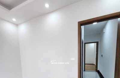 Cần bán gấp nhà Văn Miếu 46m 6 tầng, thang máy, gần ô tô hơn 12 tỷ